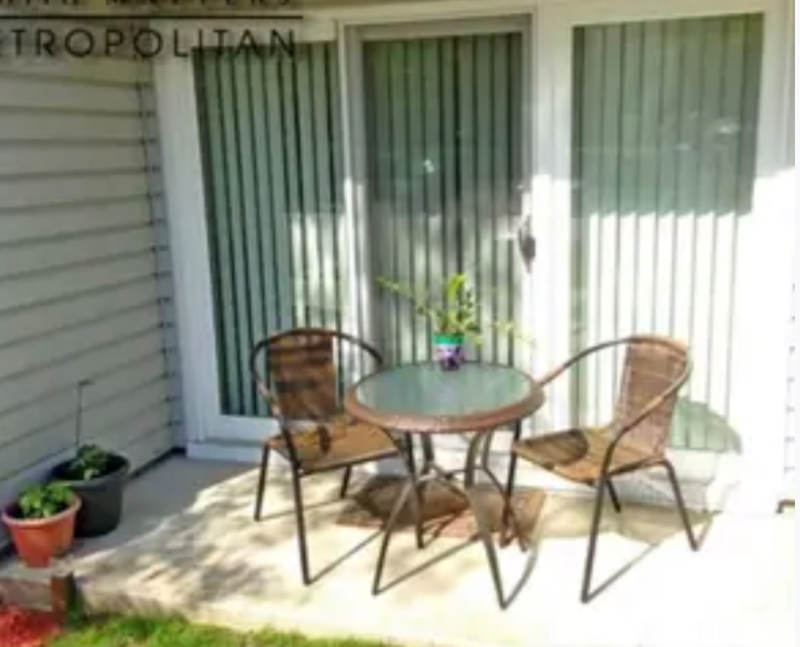 226 Robertson Way #10B - Photo 3 of 7