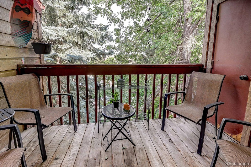 222 Wright St #303 - Photo 7 of 9