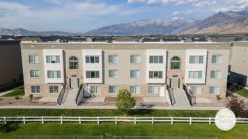 featured image of 784 E St #302