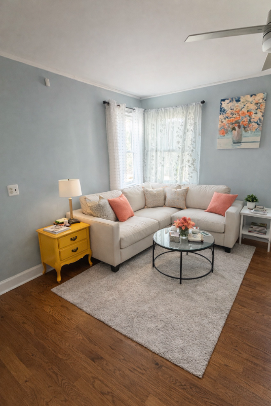 1879 Phillips Ave - Photo 2 of 13