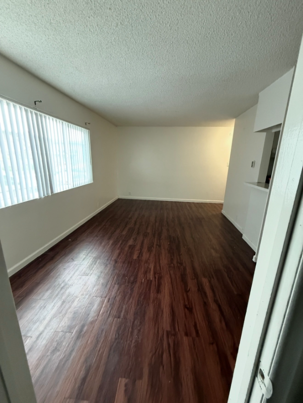 12129 Manor Dr #28 - Photo 3 of 8