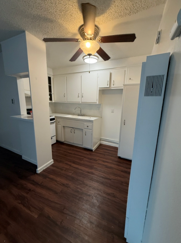 12129 Manor Dr #28 - Photo 4 of 8