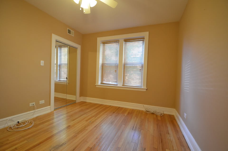 4663 N Lowell Ave #1 - Photo 7 of 8