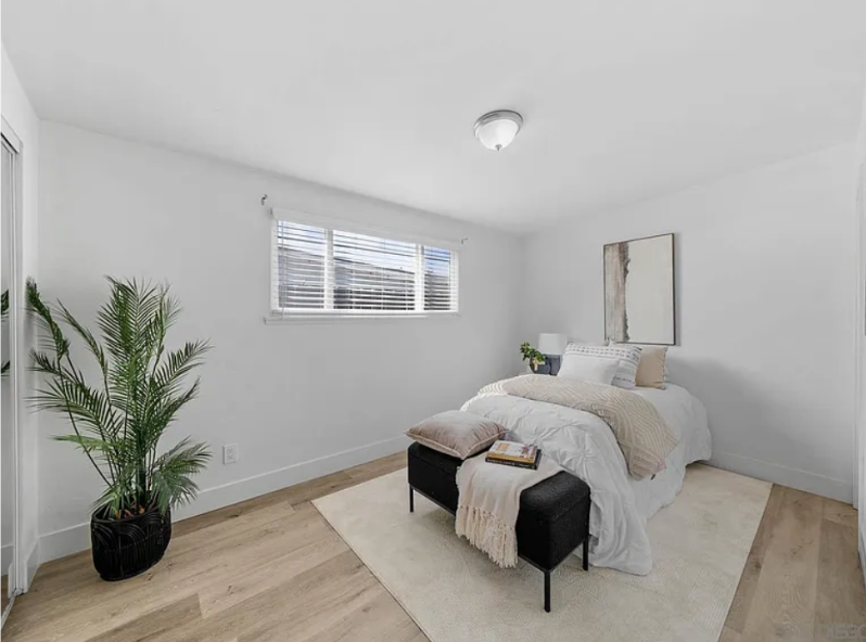 744 Oneonta Ave - Photo 5 of 20