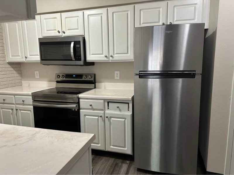 931 22nd Ave #9 - Photo 2 of 9