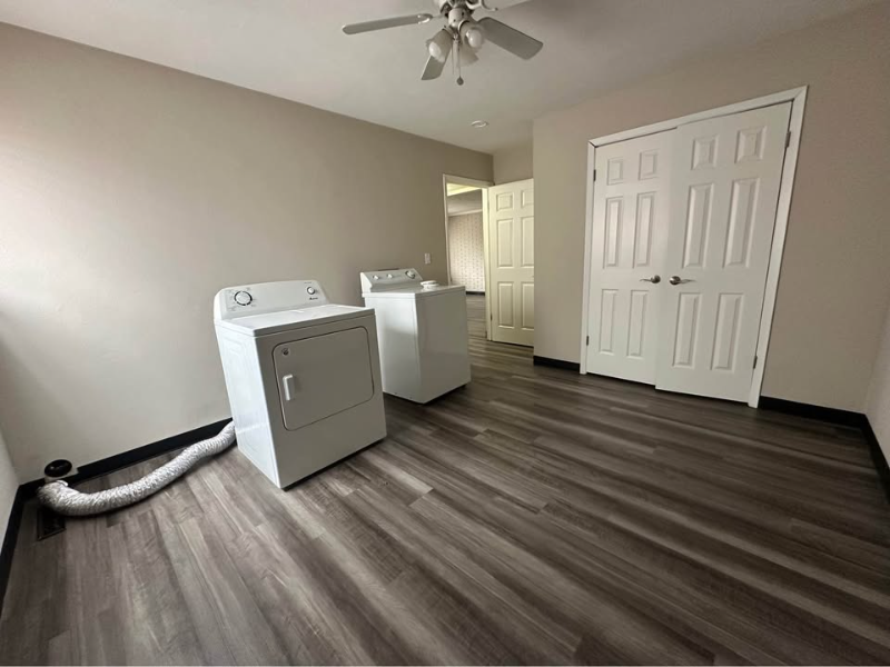 931 22nd Ave #9 - Photo 6 of 9