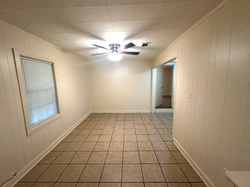 3925 Camilla Dr - Photo 5 of 20