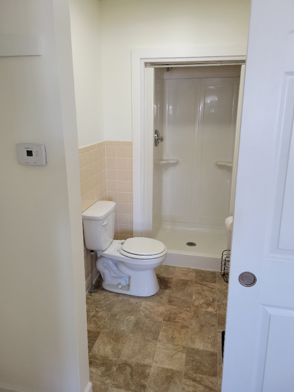 2142 Us #1C - Photo 3 of 4