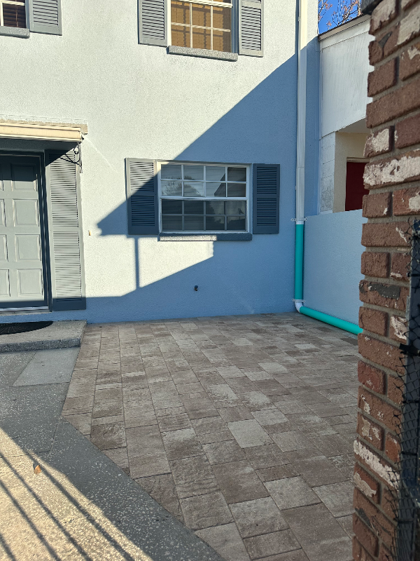 10035 N 53rd St - Photo 3 of 20