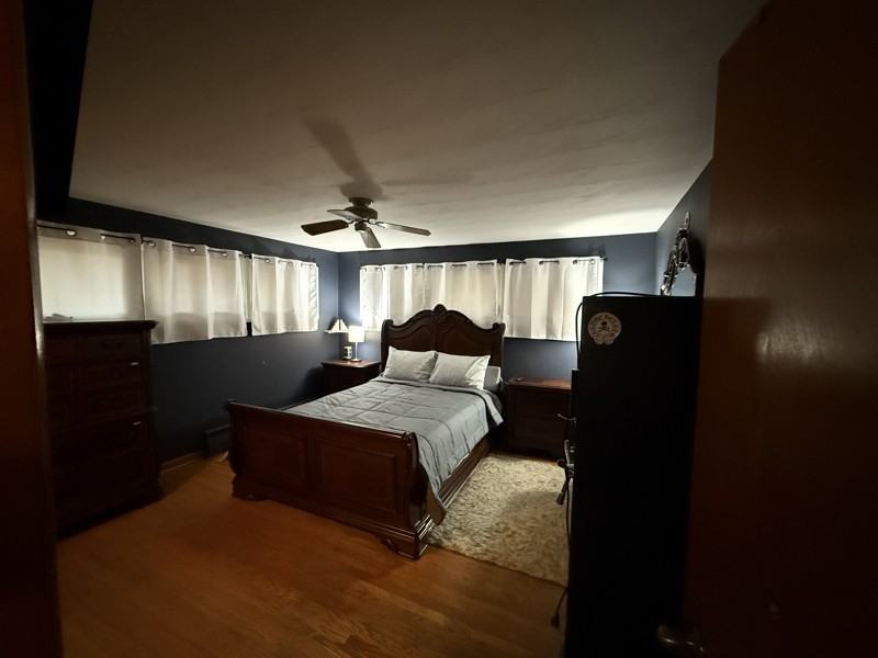 6076 Smith Rd - Photo 4 of 17