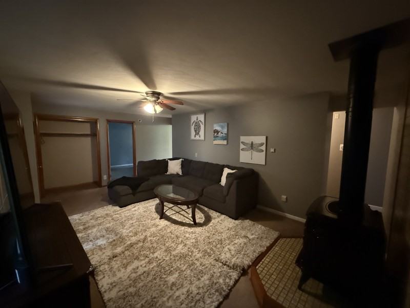 6076 Smith Rd - Photo 6 of 17