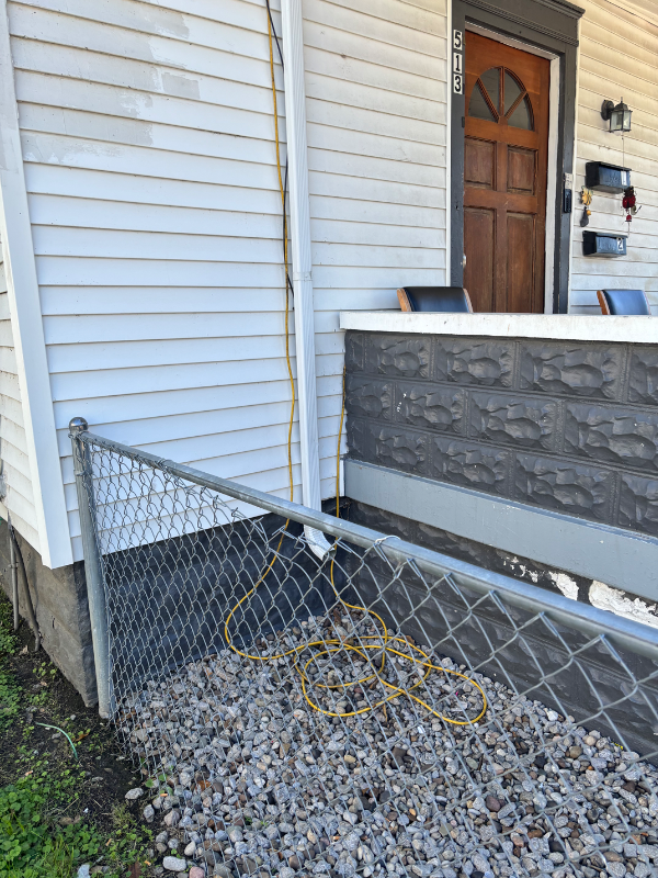 513 N 33rd St - Photo 2 of 2