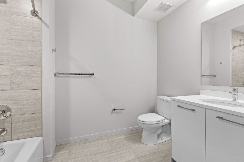 38 E Huron St - Photo 7 of 13