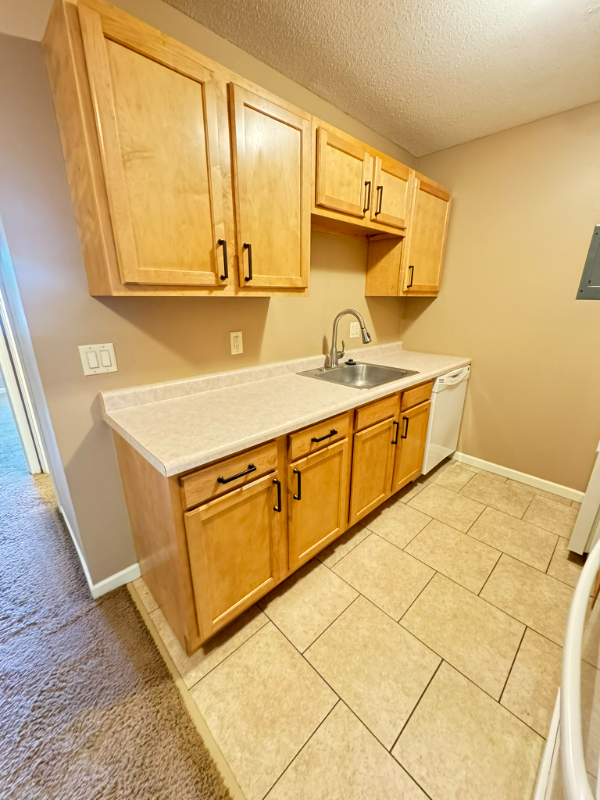 2030 J St #11 - Photo 3 of 7