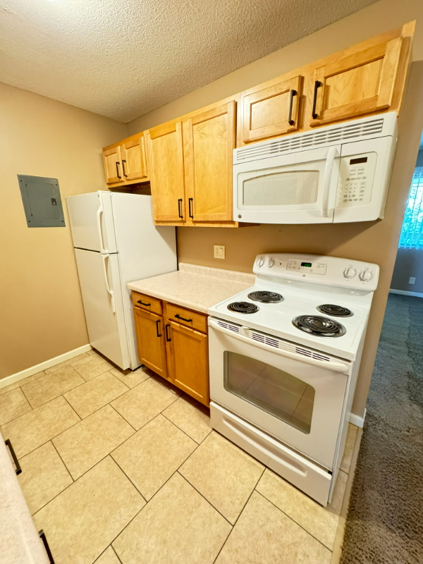 2030 J St #11 - Photo 4 of 7