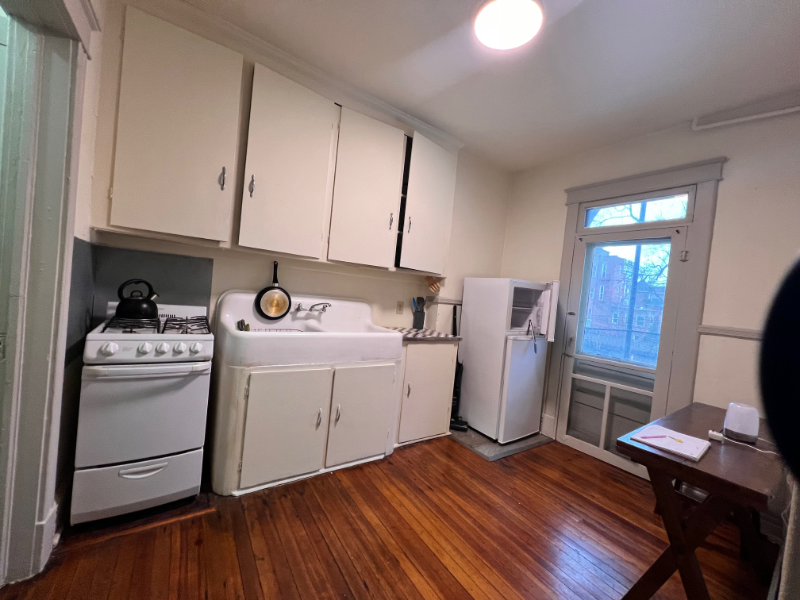 371 Hudson Ave Apt 2b #2B - Photo 5 of 7