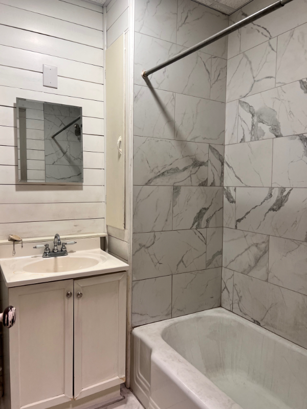 371 Hudson Ave Apt 2b #2B - Photo 7 of 7