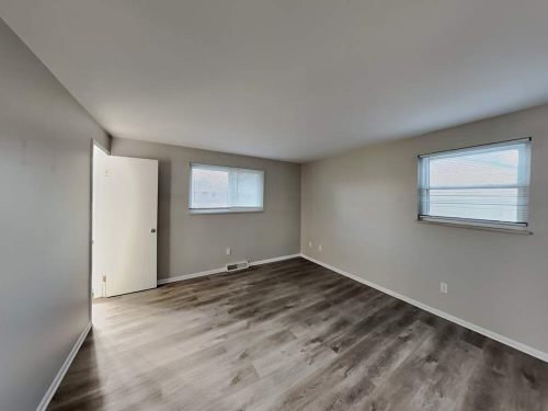 7133 W Hinsdale Dr - Photo 5 of 12