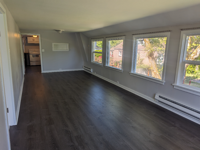 2010 Dickinson Ave Nw - Photo 6 of 17