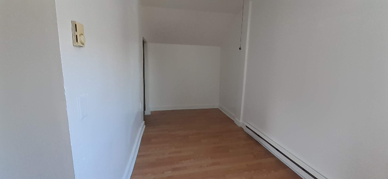 18 Esther St #3 - Photo 6 of 12