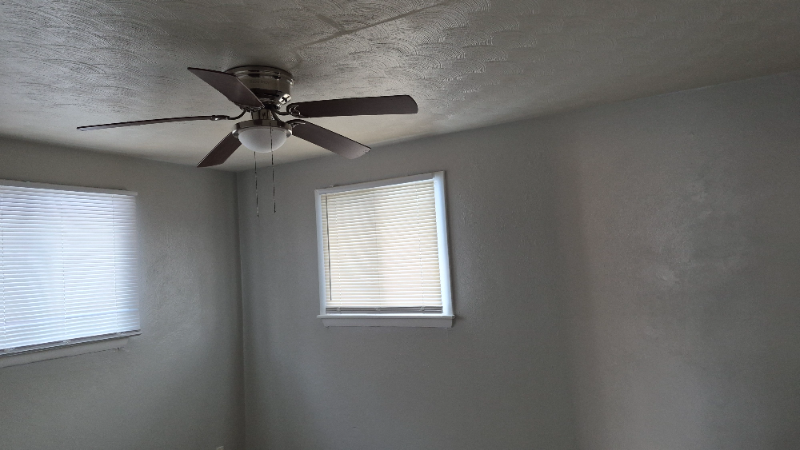 262 E Nottingham Rd #3 - Photo 3 of 5