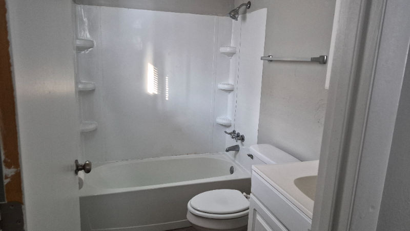 262 E Nottingham Rd #3 - Photo 5 of 5