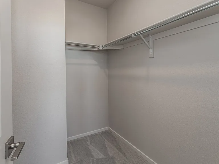 6039 Red Barn Rd - Photo 5 of 30