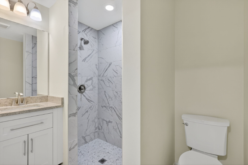 920 23rd St E #920 - Photo 3 of 16