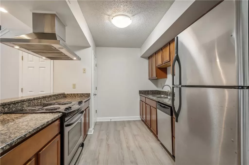 350 Atalin St #8B - Photo 5 of 8