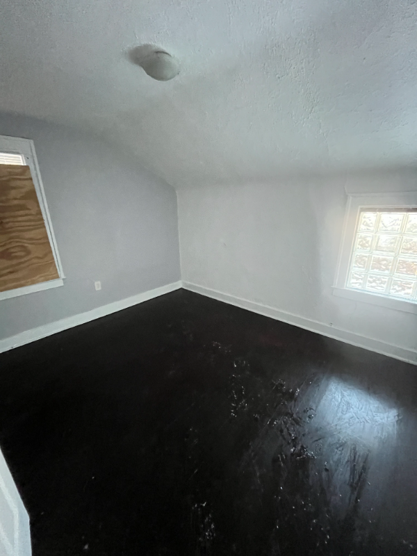 5520 Haverhill St - Photo 4 of 12