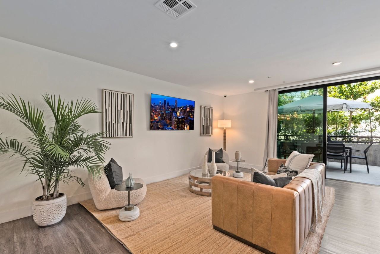 TALA Residences at Alfred - Photo 4 of 11
