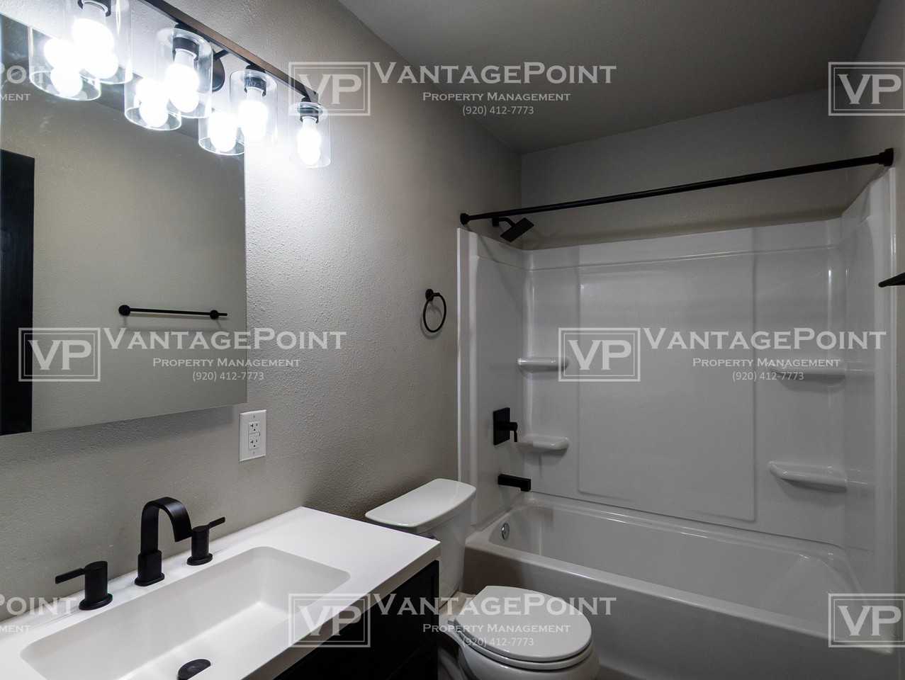 1598 N Oakwood Rd #1598 - Photo 5 of 16