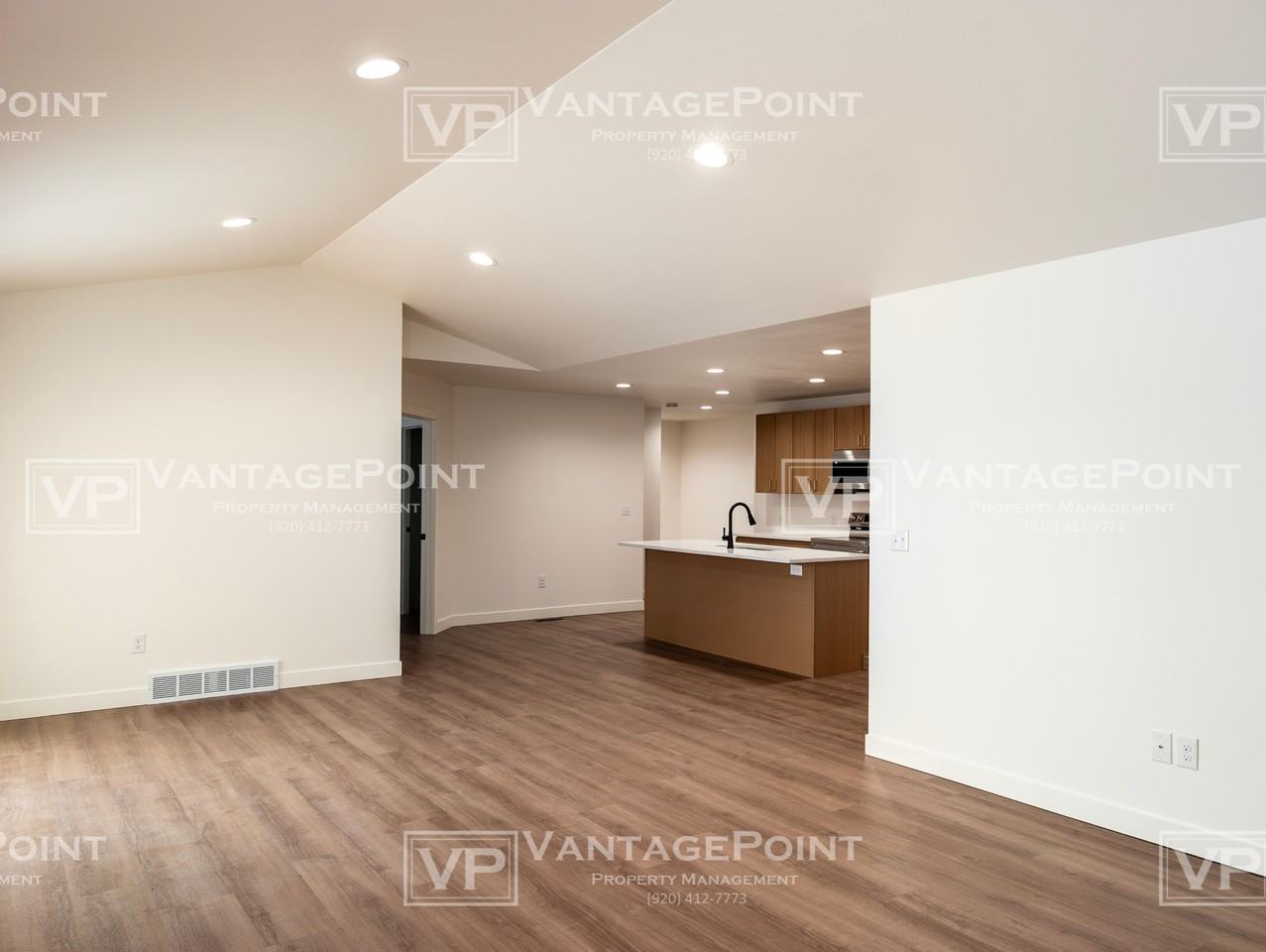 3010 Woodward Way #3010 - Photo 5 of 19