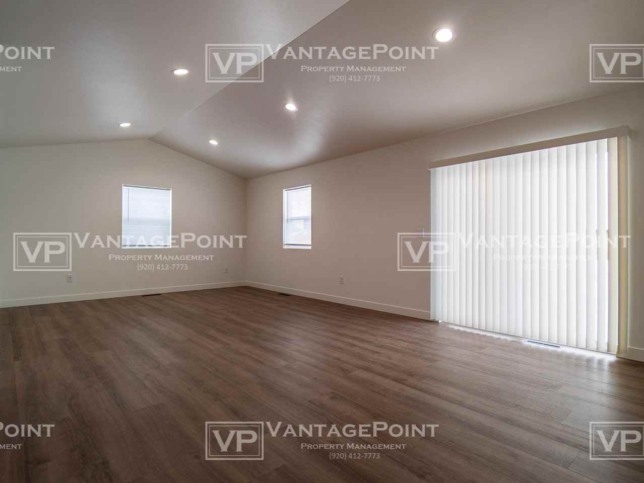 3010 Woodward Way #3010 - Photo 6 of 19