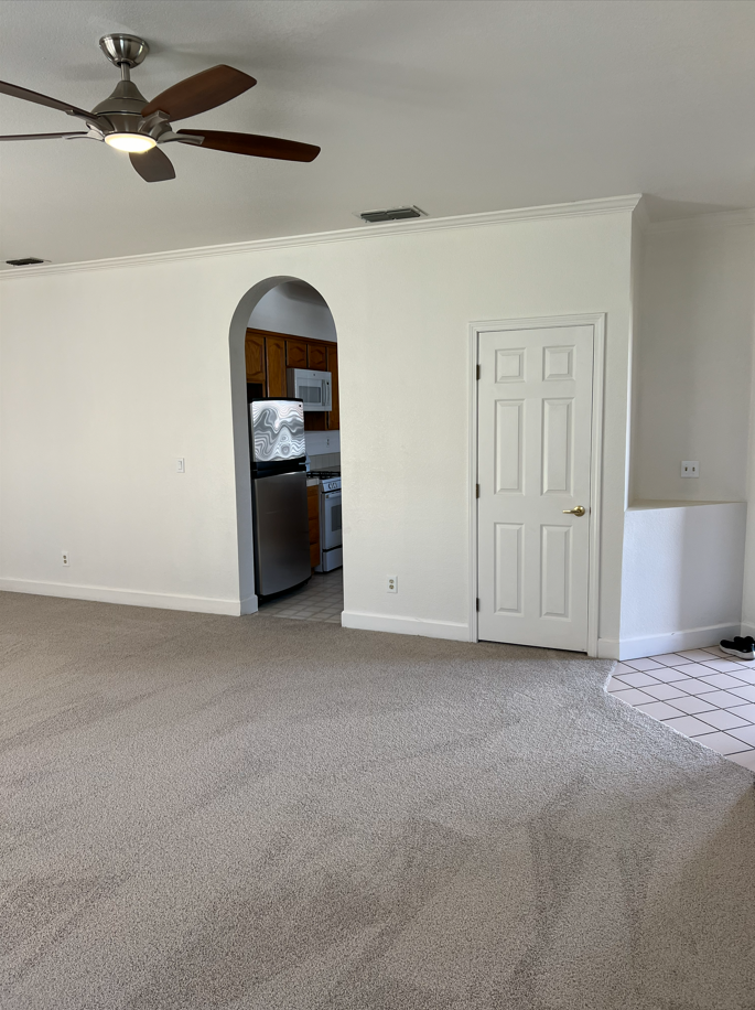 124 Camberwell Way #1 - Photo 4 of 11