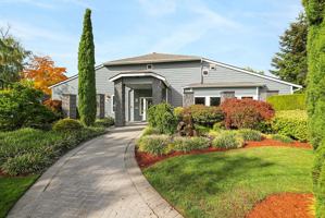 featured image of 18666 Redmond Way