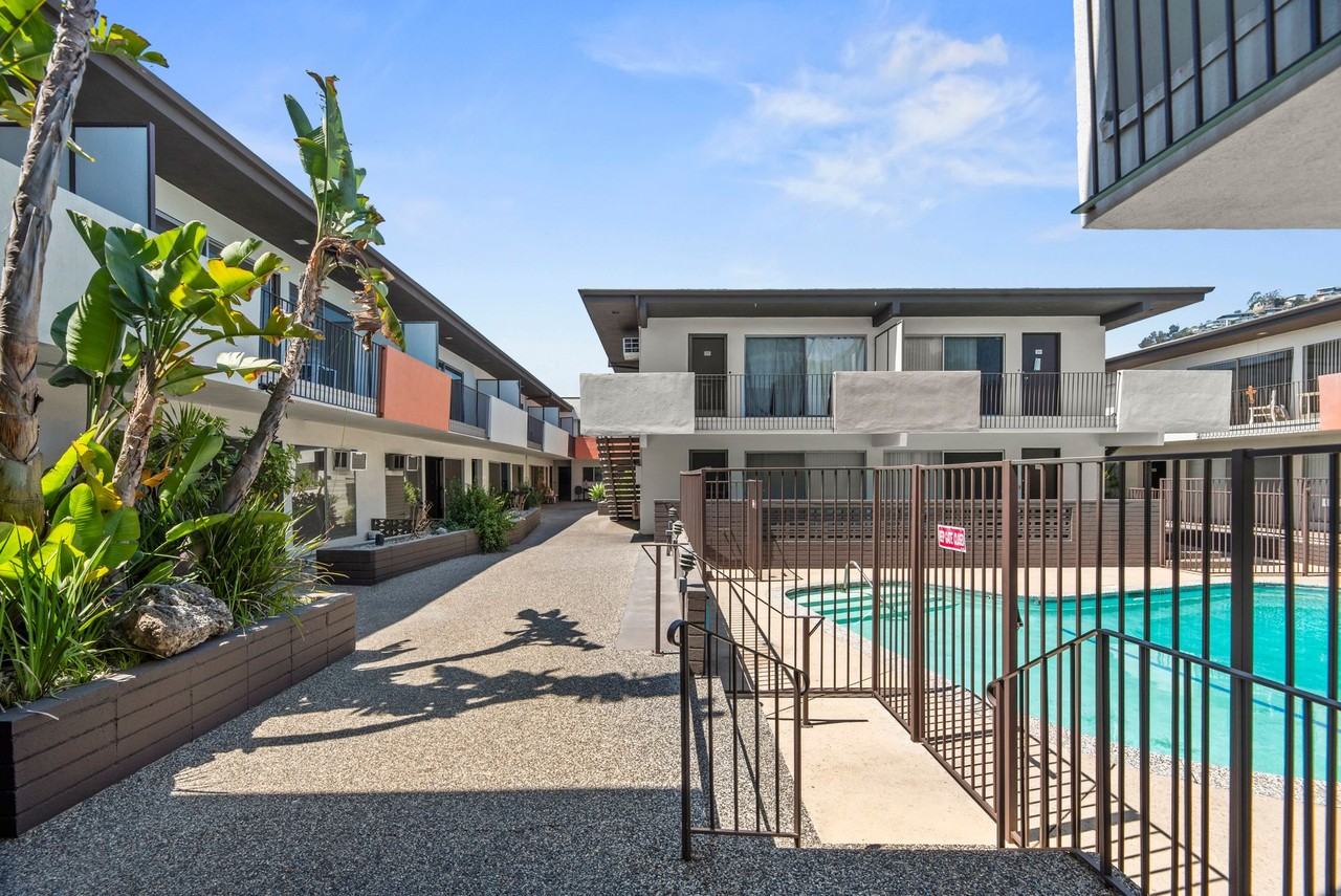 TALA Local at 1301 Havenhurst - Photo 2 of 27