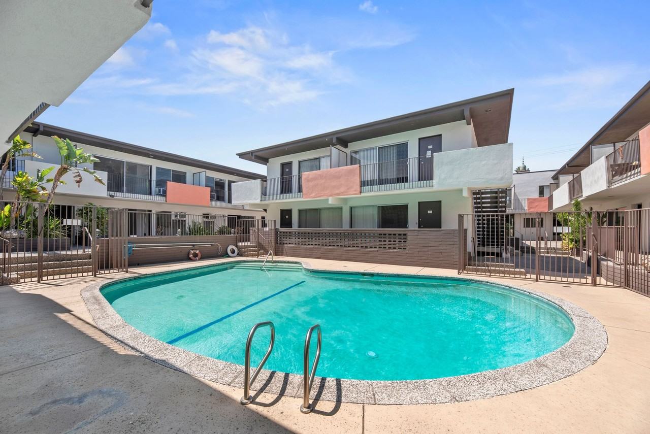 TALA Local at 1301 Havenhurst - Photo 3 of 27