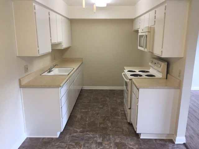 1920 Peyton - Photo 4 of 50