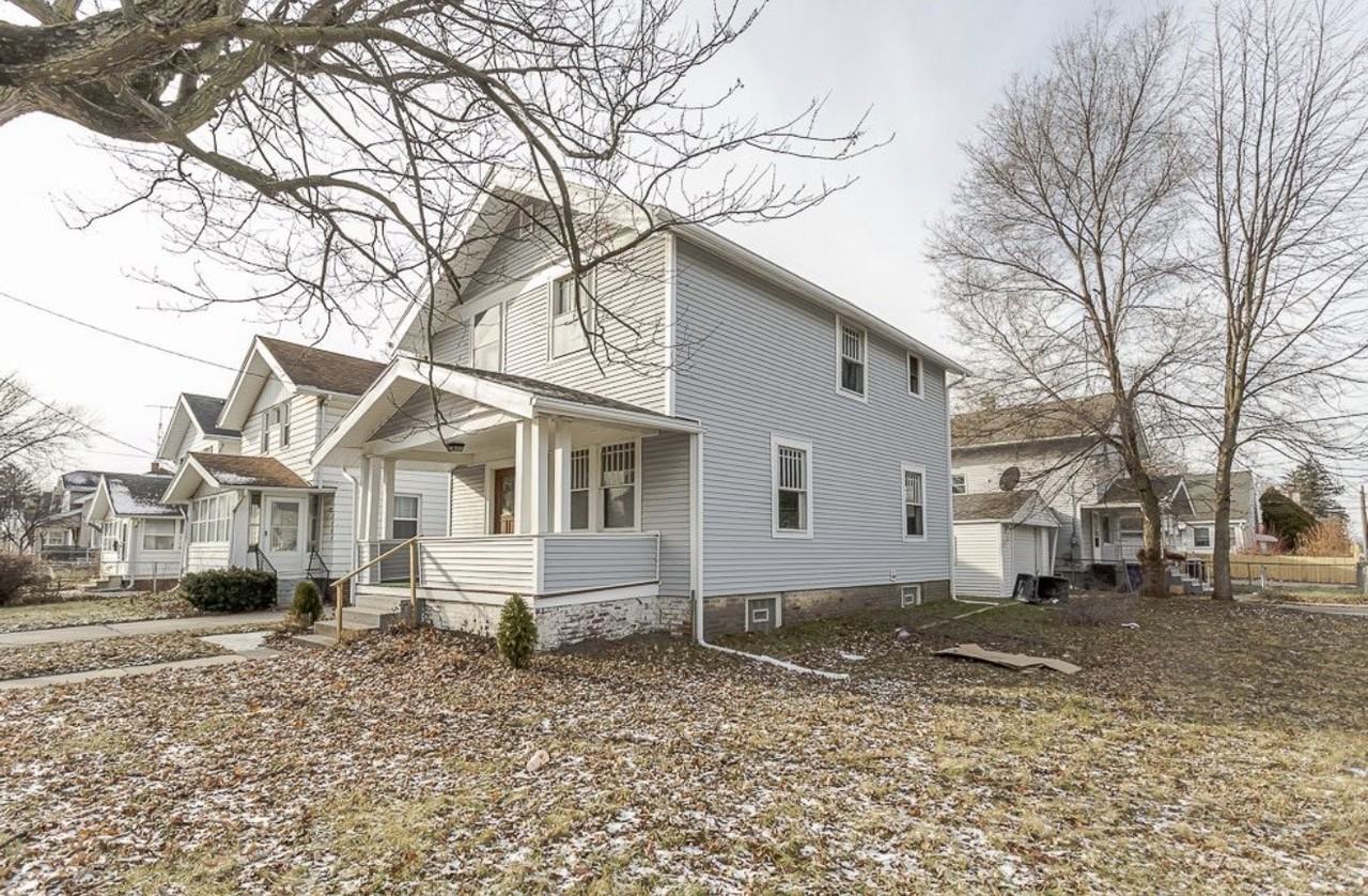 3725 Leybourn Avenue - Photo 2 of 15