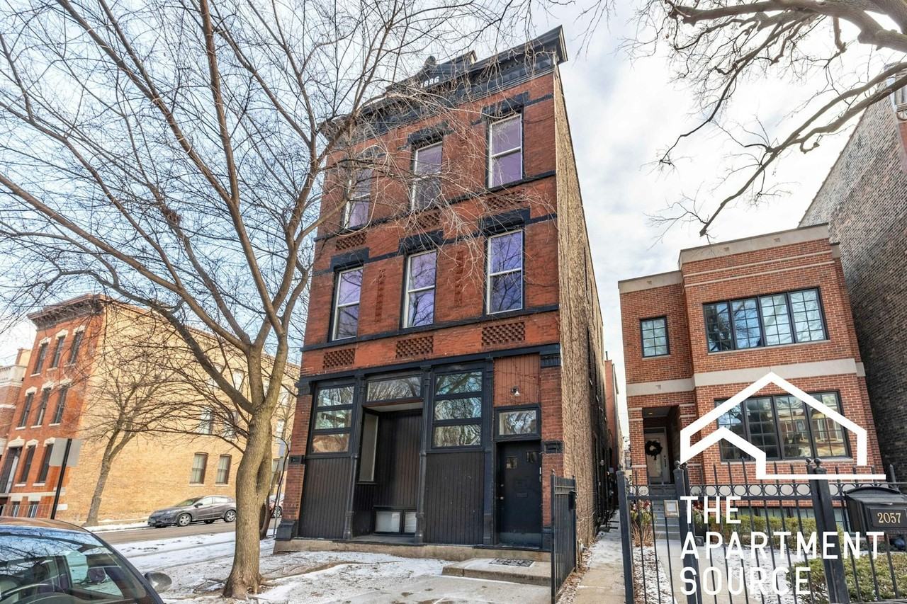 2059 North Clifton Avenue, Unit 1S - Photo 6 of 32