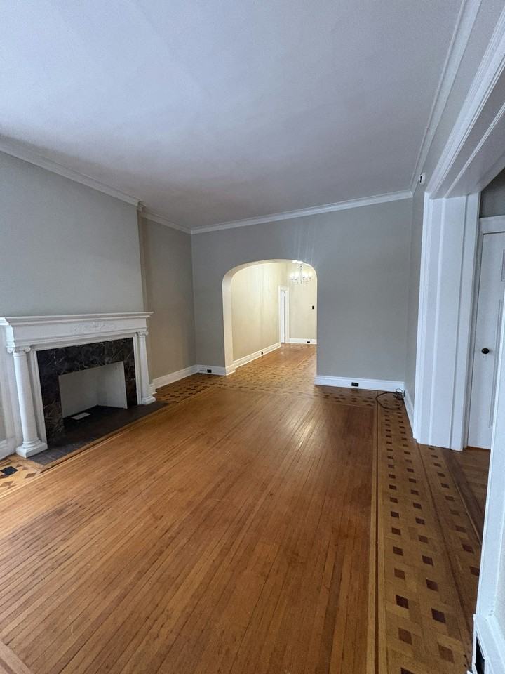 509 Monroe Avenue, Unit 1 L - Photo 2 of 24