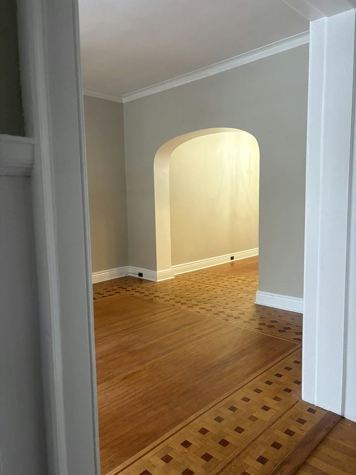 509 Monroe Avenue, Unit 1 L - Photo 5 of 24