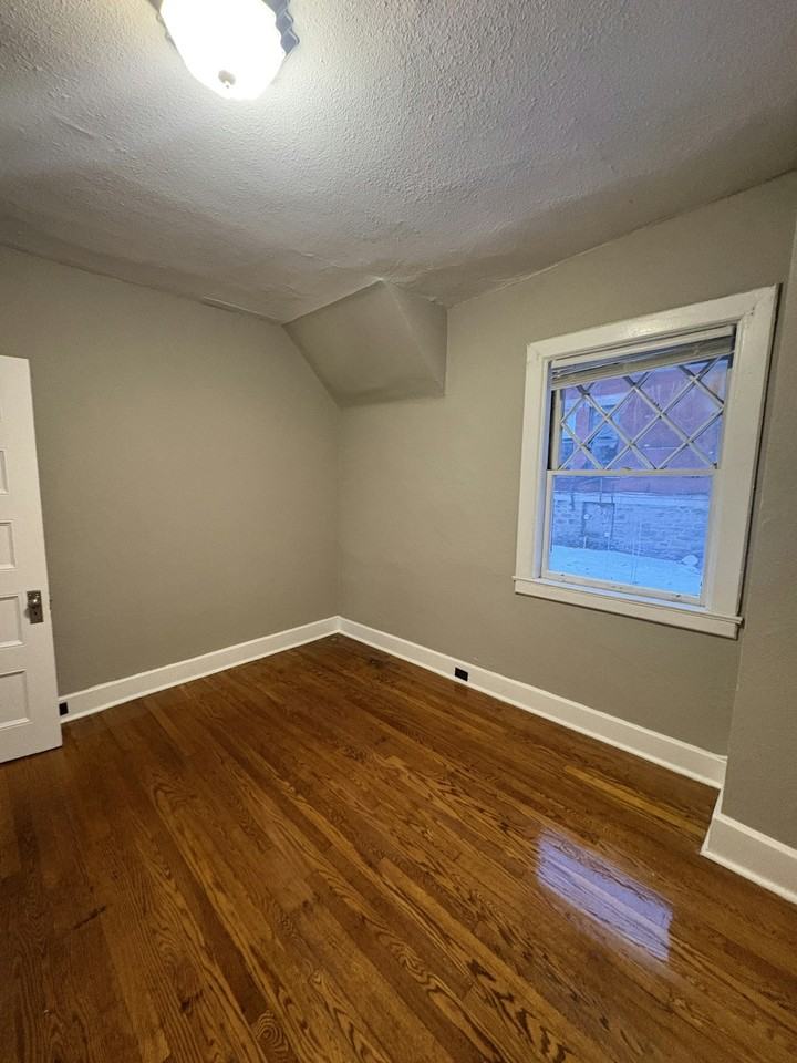 509 Monroe Avenue, Unit 5 RR - Photo 6 of 27