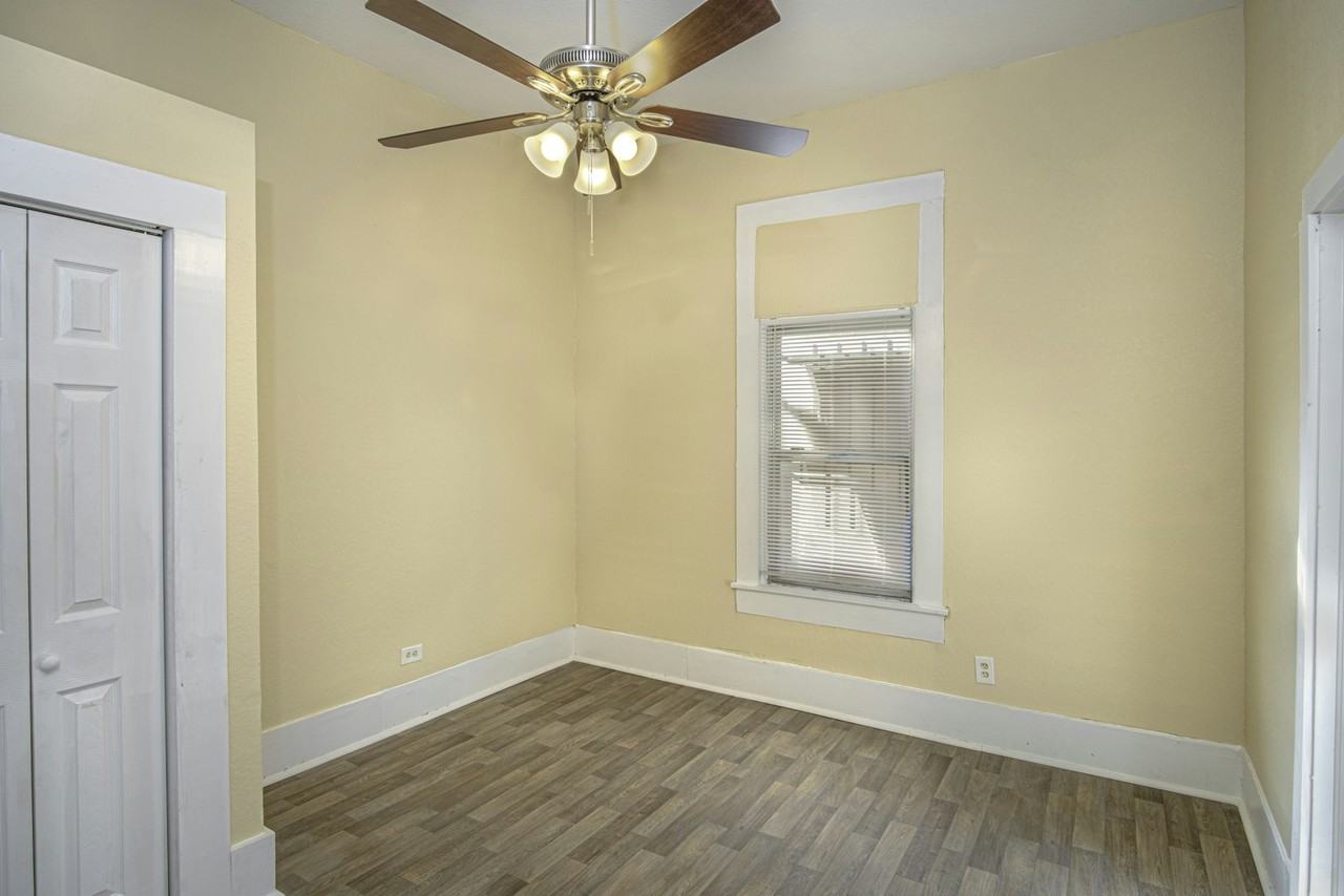 125 Southolme Avenue - Photo 2 of 22