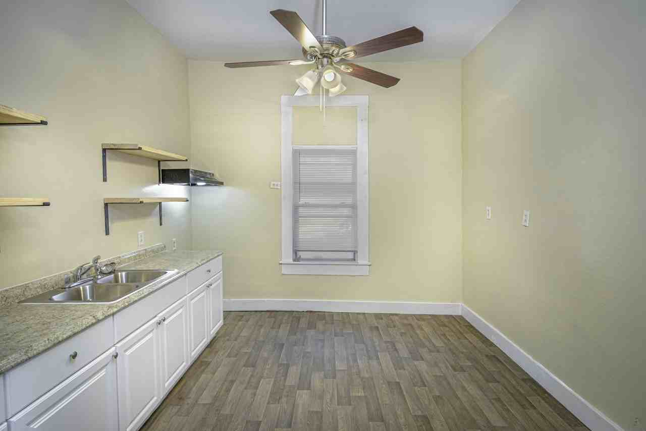 125 Southolme Avenue - Photo 3 of 22