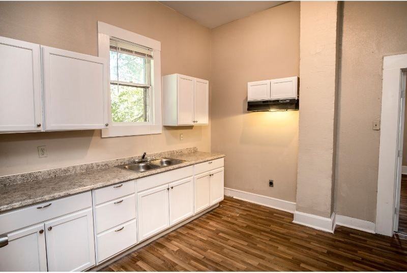 308 Belmont, Unit A - Photo 5 of 16