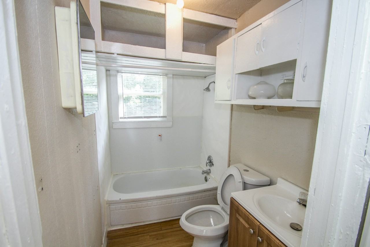 414 Rotary - Photo 3 of 17