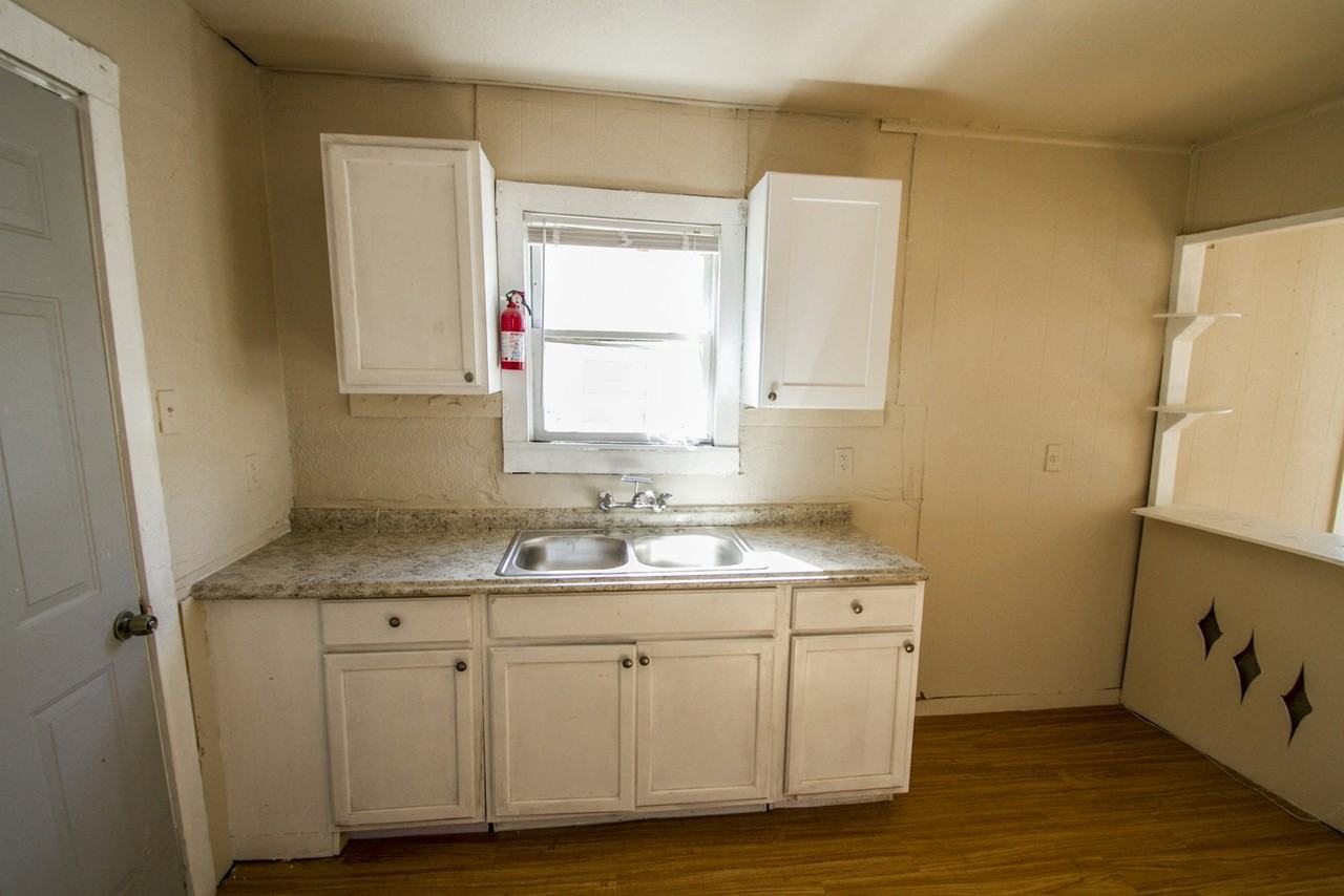 414 Rotary - Photo 4 of 17