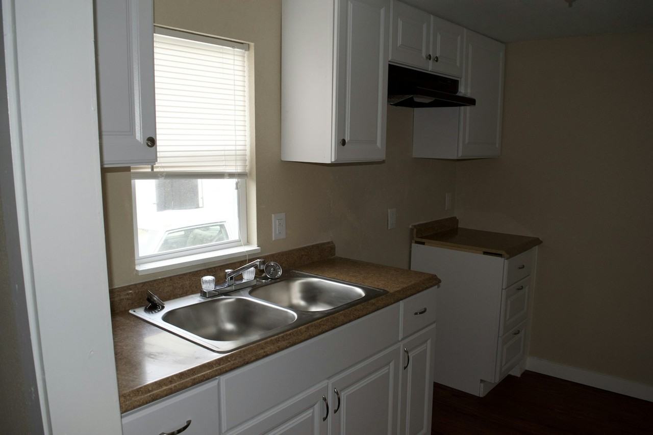 521 South Polaris - Photo 2 of 15